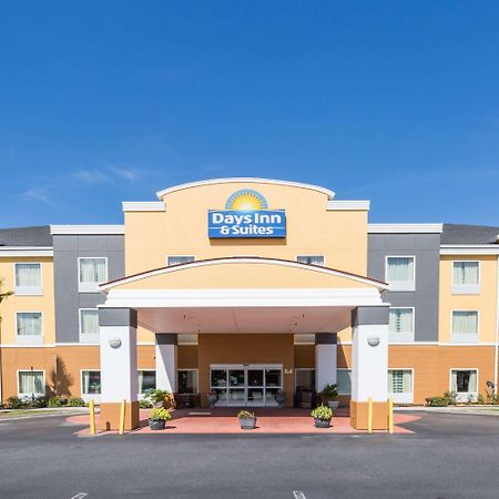 Days Inn & Suites By Wyndham Savannah North I-95 Port Wentworth Ngoại thất bức ảnh