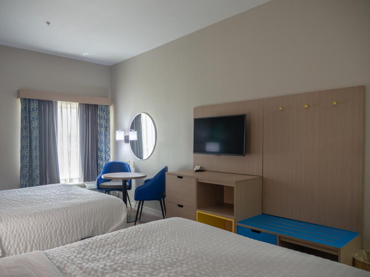 Days Inn & Suites By Wyndham Savannah North I-95 Port Wentworth Ngoại thất bức ảnh