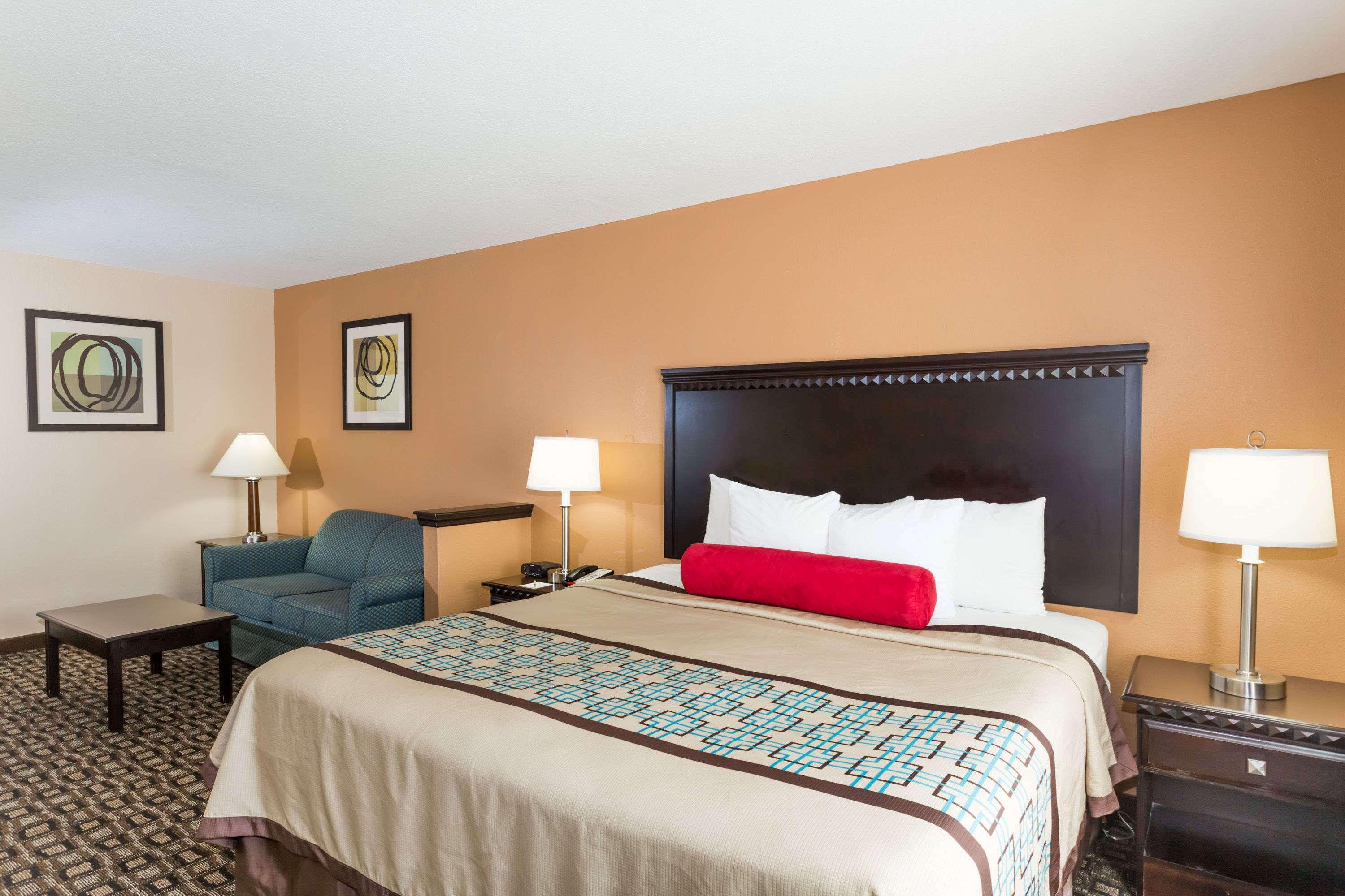 Days Inn & Suites By Wyndham Savannah North I-95 Port Wentworth Ngoại thất bức ảnh