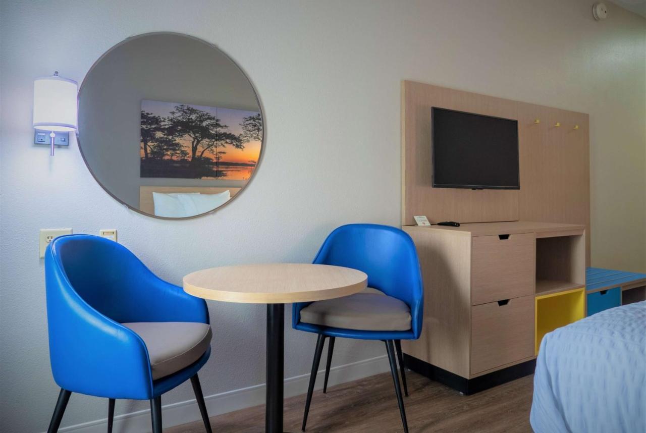 Days Inn & Suites By Wyndham Savannah North I-95 Port Wentworth Ngoại thất bức ảnh