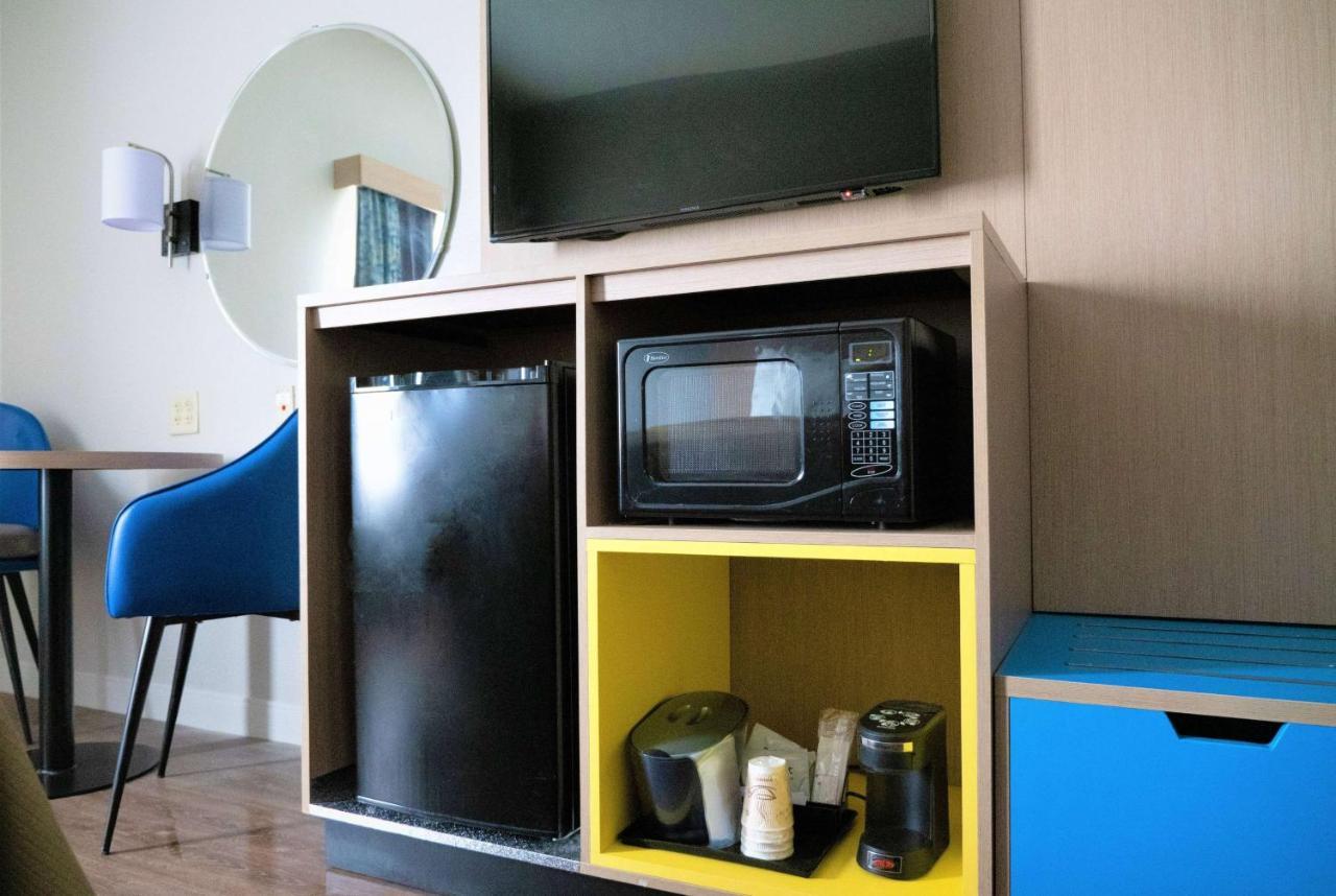 Days Inn & Suites By Wyndham Savannah North I-95 Port Wentworth Ngoại thất bức ảnh